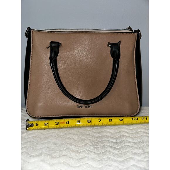Nine West Kameron Satchel Purse Bag 3 Compartment Zip Closure No Shoulder Strap - Picture 6 of 8